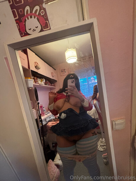 Nenabruises star xxx gallery