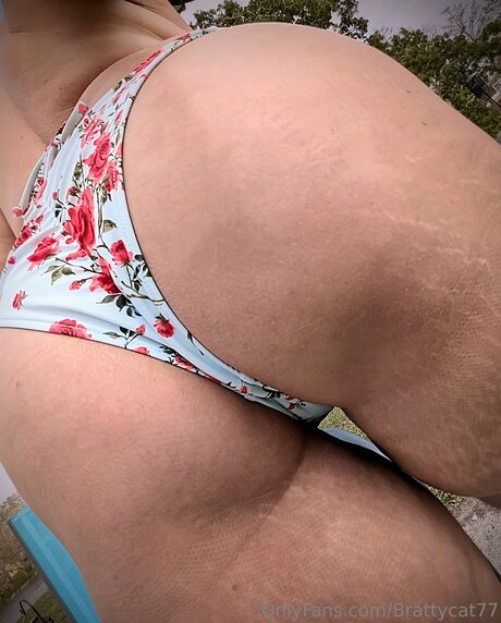 Brattycat77 best model photo