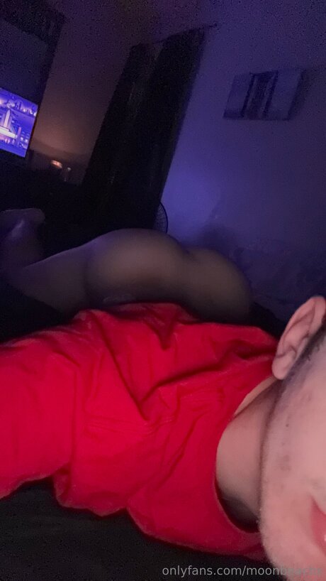 Moonbeachs sexy pornstar pic