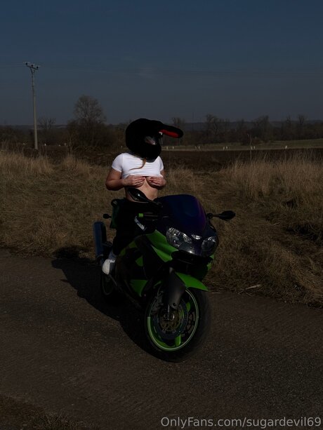 Sugardevil69 exclusive star picture