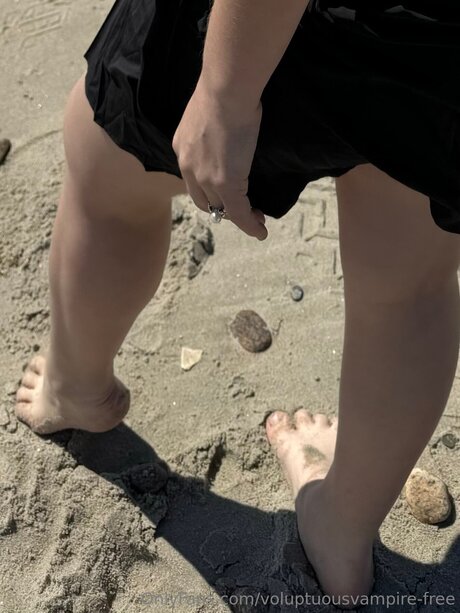 Voluptuousvampire Free sexy pornstar archive