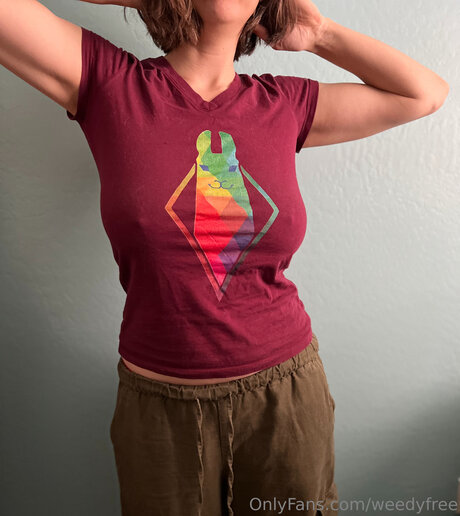 Weedyfree sex model gallery