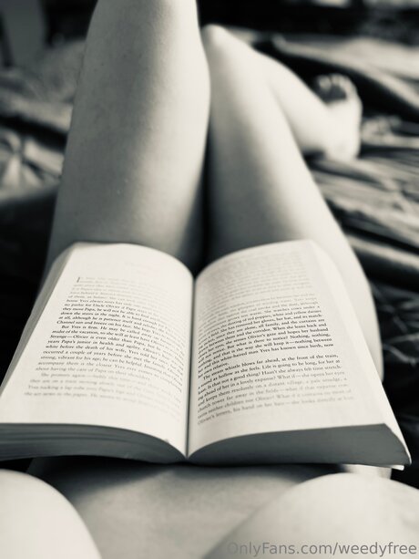 Weedyfree naked pornstar images