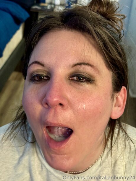Italianbunny24 star pornographic pictures