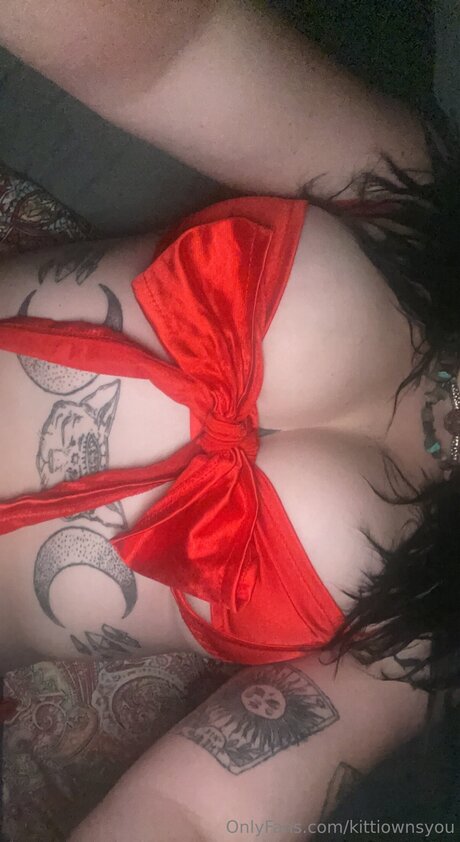 Kittiownsyou perfect model image