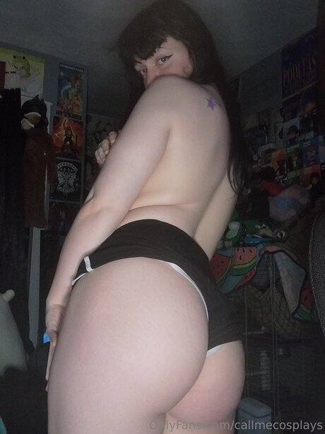 Queenkongof model sexy photos