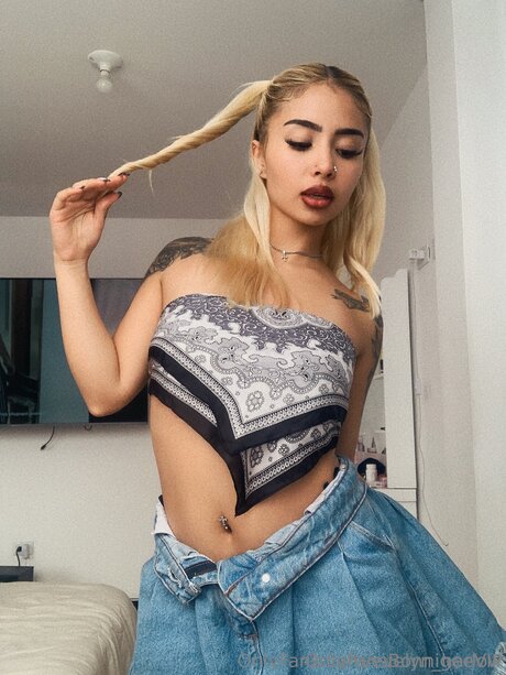 Bonnigeevip pornstar adult photo