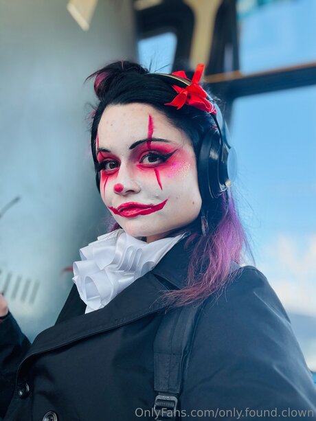 Only Found Clown free star photos