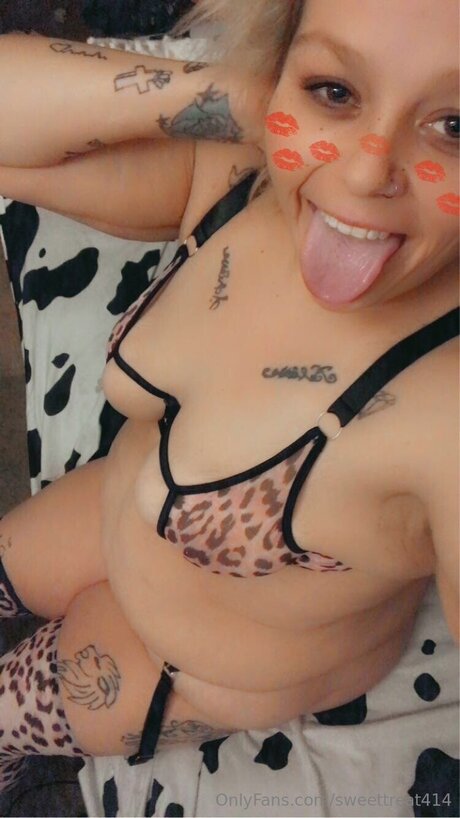 Sweettreat414 sexy actress img