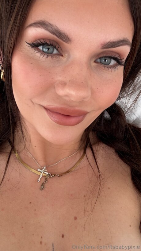 Itspixiebaby pornstar exclusive gallery