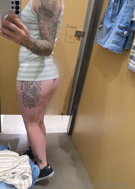 Thongsfordays xxx pornstar pics