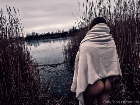 X Aia model high quality pictures