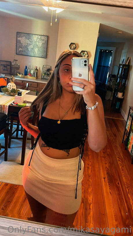 Mikasayagami star sexy image