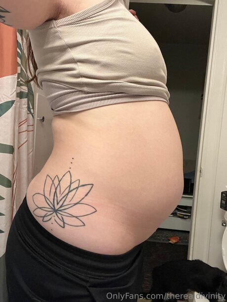 Therealdivinity art model image