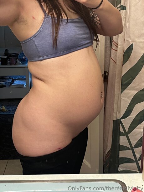 Therealdivinity nudes model photos