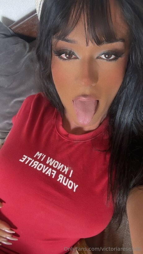 Victoriaresende beautiful model pic