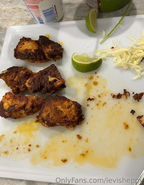 levisheppy model high quality pictures