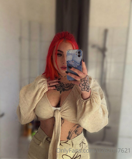 inkedlauraa star porn image