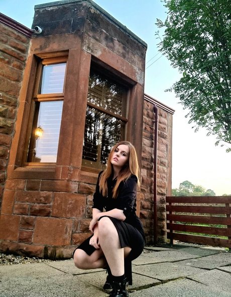 Suzy Lu free pornstar pictures