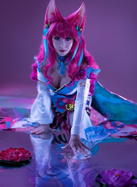 Roxolana model adult pictures