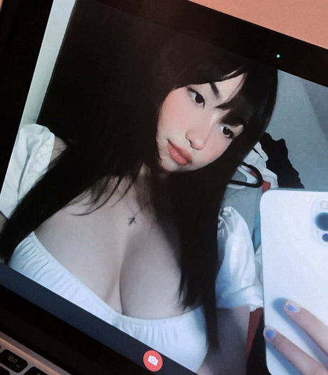 Suilios adult actress picture