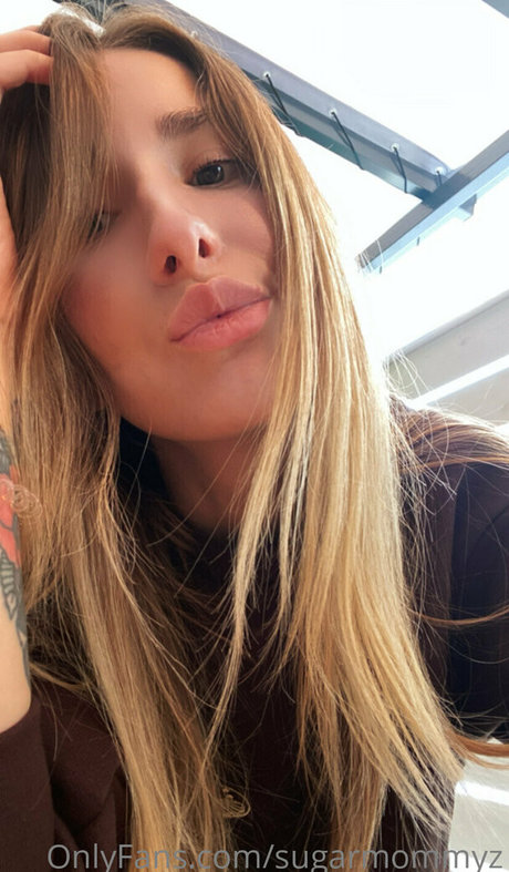 sugarsashaa model nude photos