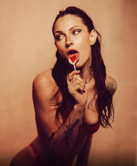 I Will Buy nude model image