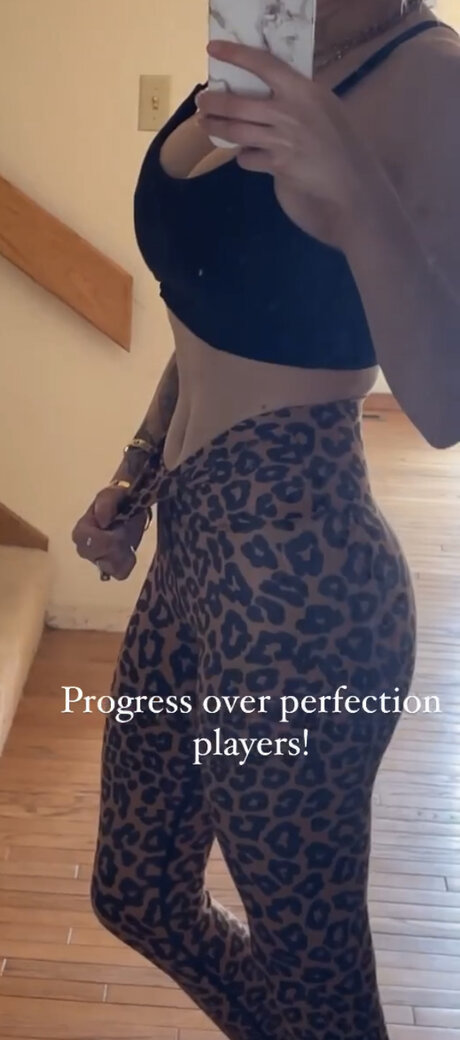 Wifespot beautiful pornstar picture