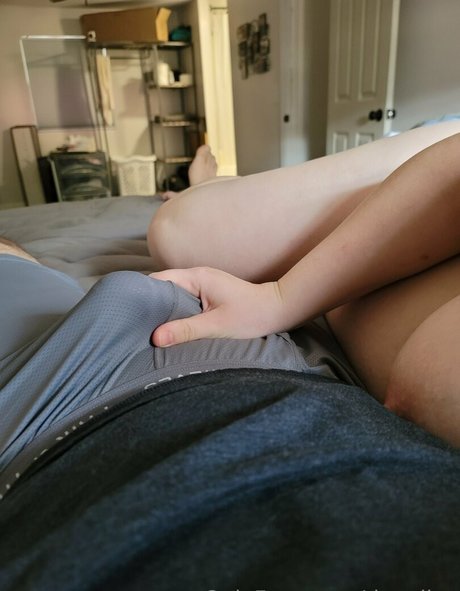 deealice naked actress archive