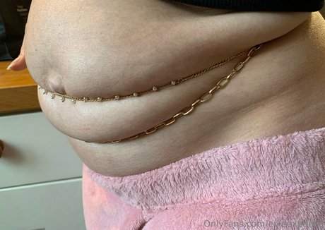 evieexpands high quality actress pic