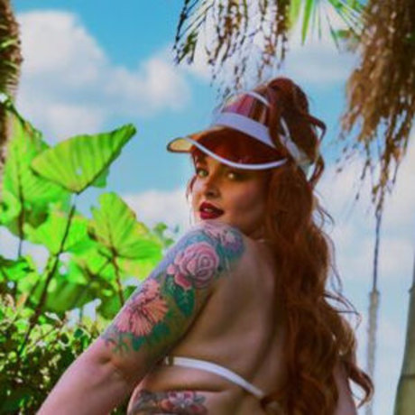 Rosa Magnolia star photo