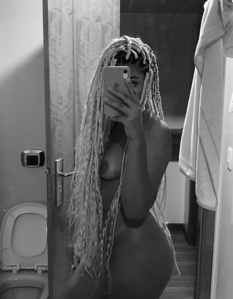 majuusilvax nice actress gallery