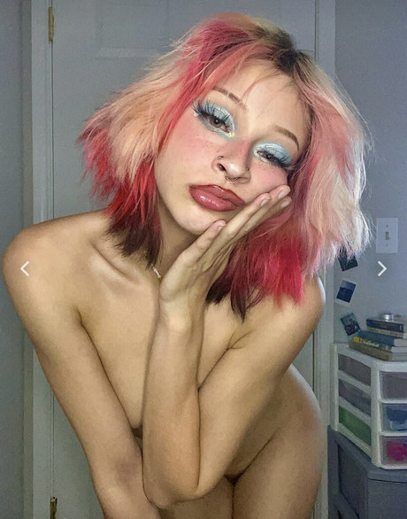 manicpixieagony model art archive