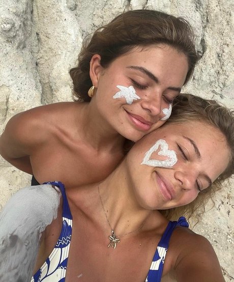 Hannah Kepple naked star img