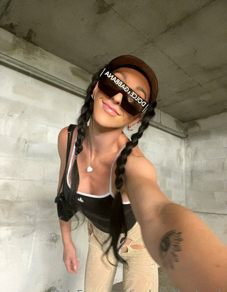 elleventures pretty star pictures