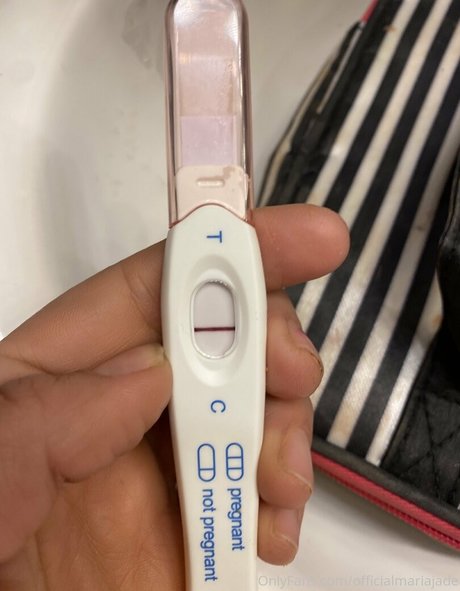 officialmariajade pretty star picture