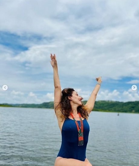 Paola Carosella star images