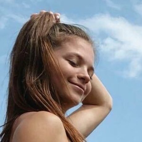 Dasha Semenova model photo