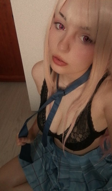 PlastiqTrash star nude photos