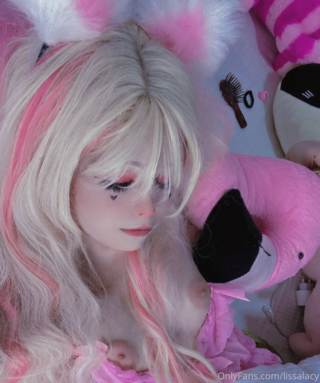 LissaLacy model hot photos