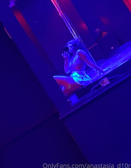 anastasia d10r nice star pic