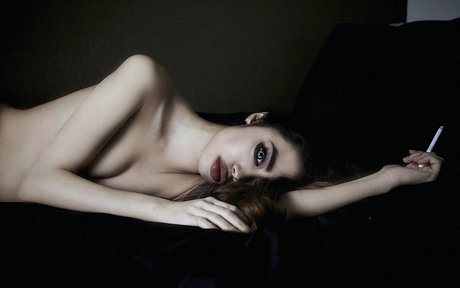 Naomi Black nice actress pics