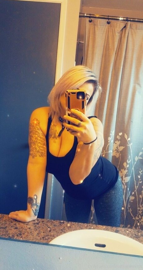 valkyrieskiss pornstar nude images