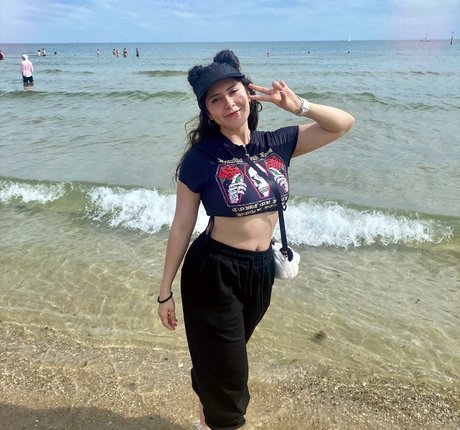 Vivi Alto adult actress photos