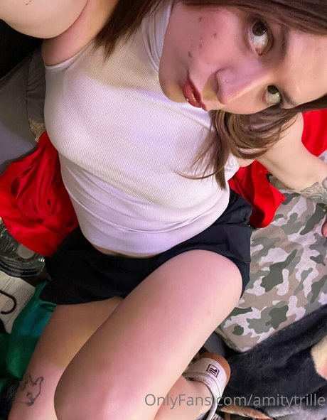 amythrill adult actress pics