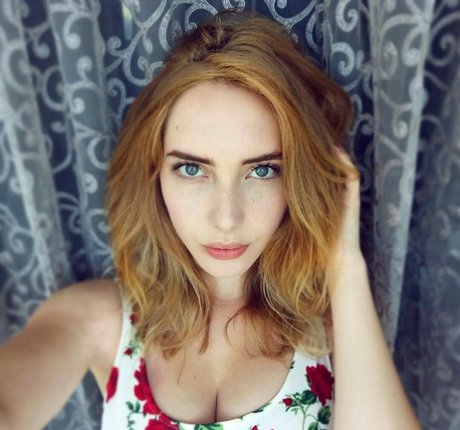 Alissa Strekozova beautiful pornstar pic