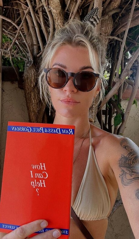 rachelbell nudes actress pic