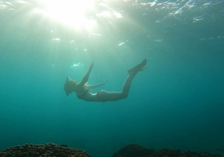 Lily Sheen beautiful actress images