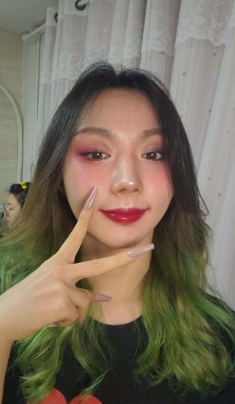 Bubbly live top actress gallery