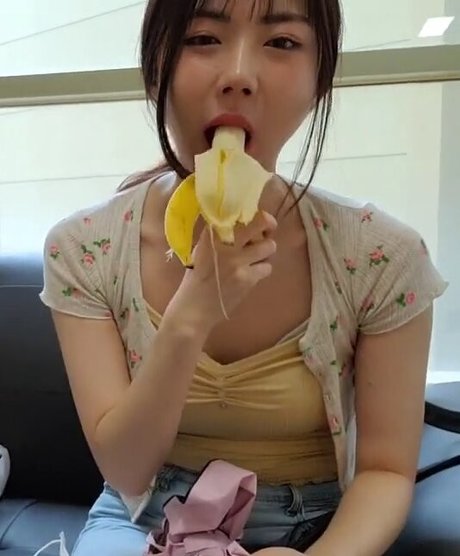 Bubbly live Profile pic